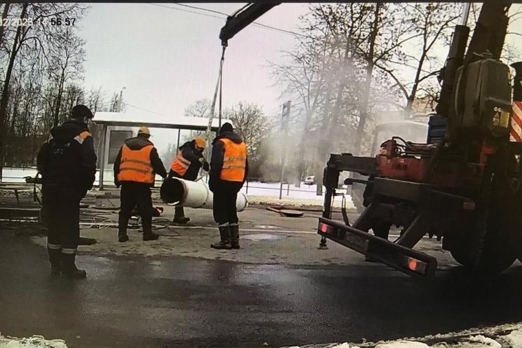 Жители Пушкина на сутки остались без отопления из-за прорыва трубы на ...