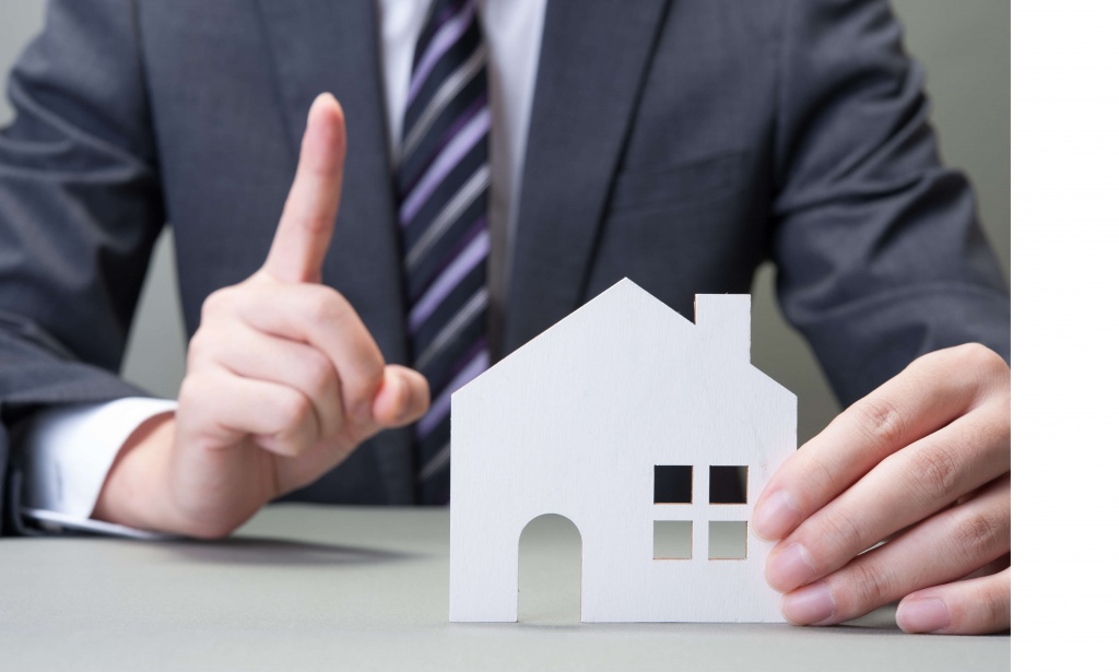 В Калмыкии жильцы многоквартирного дома выиграли спор с управляющей ...