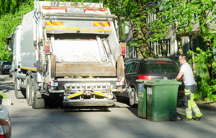 Споры, связанные с исполнением договора оказания услуг по обращению с ...